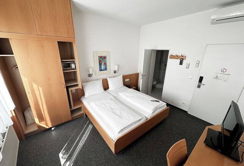 غرفة قياسية, Berliner Hof