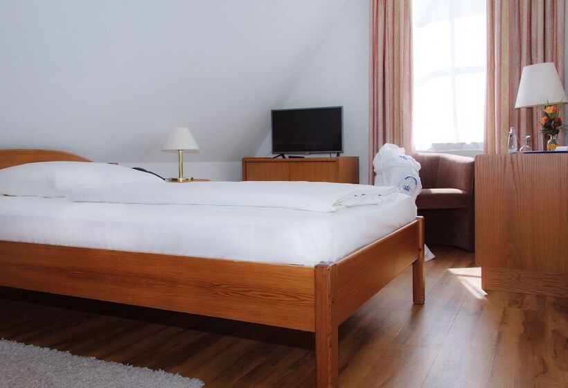 スタンダードシングルルーム, Deutscher Kaiser