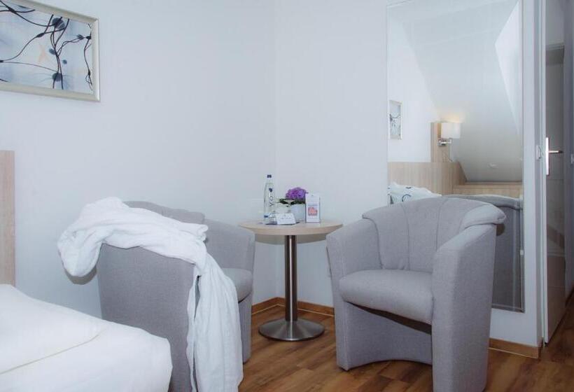 スタンダードルーム, Deutscher Kaiser