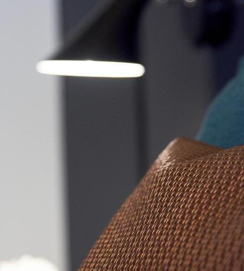 חדר דלוקס, Dom