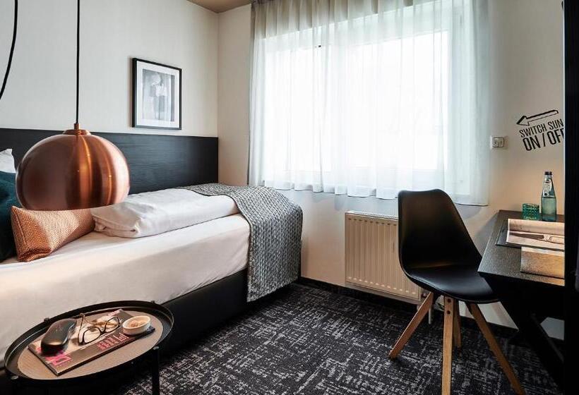 חדר אקונומי יחיד, Dom