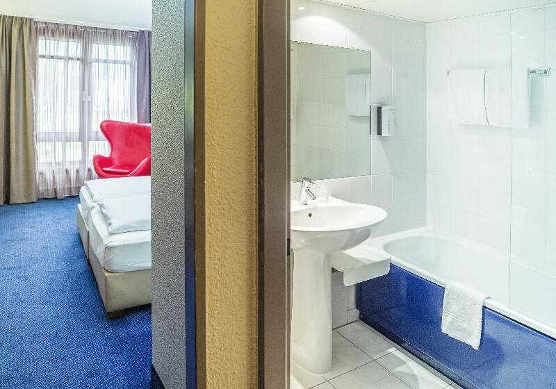 Номер Стандарт, Golden Tulip Bielefeld