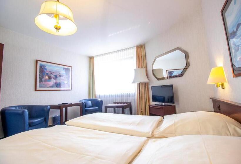 Chambre Standard, Heldt