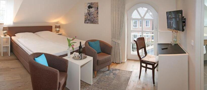 스탠다드 룸, Josten