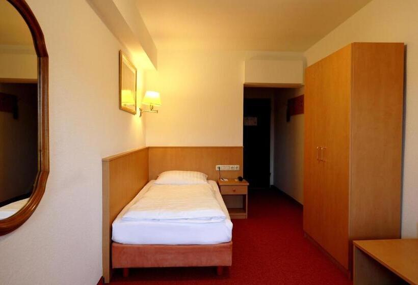 标准单人间, Mariaweiler Hof