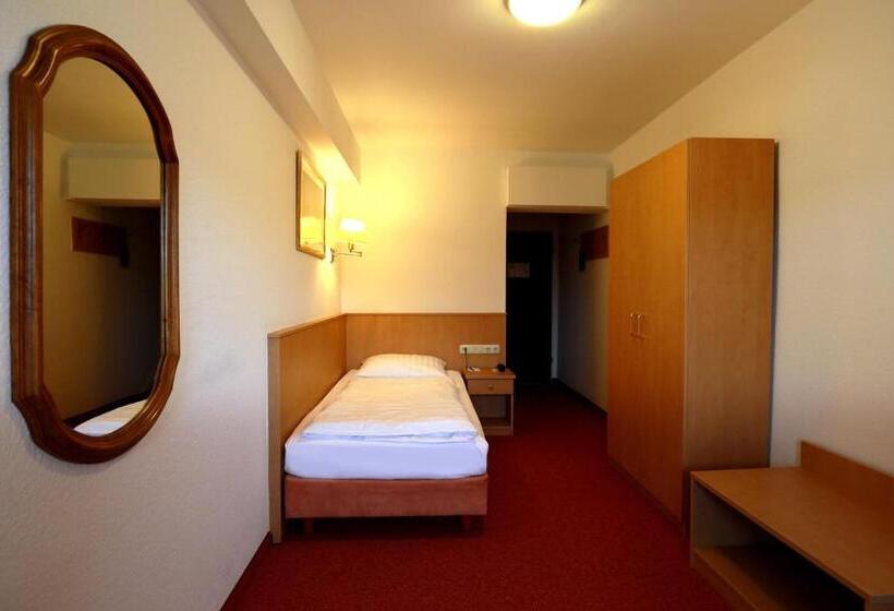 标准单人间, Mariaweiler Hof