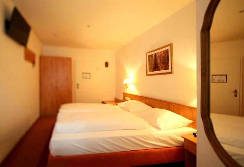 舒适型房间, Mariaweiler Hof