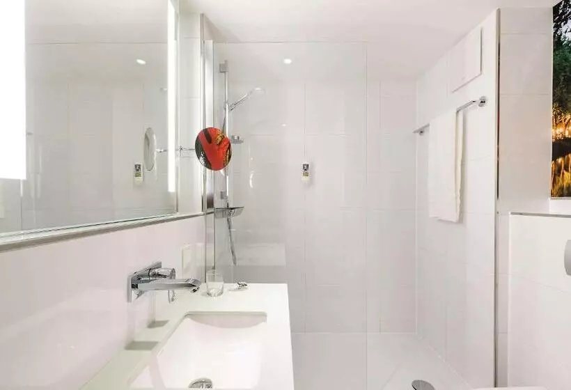 اتاق استاندارد یک نفره, Mercure Hotel Düsseldorf Zentrum