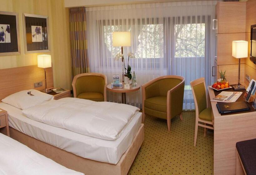 컴포트 룸, Schnitterhof