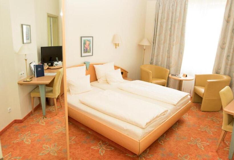 Quarto Clássico, Stadt München