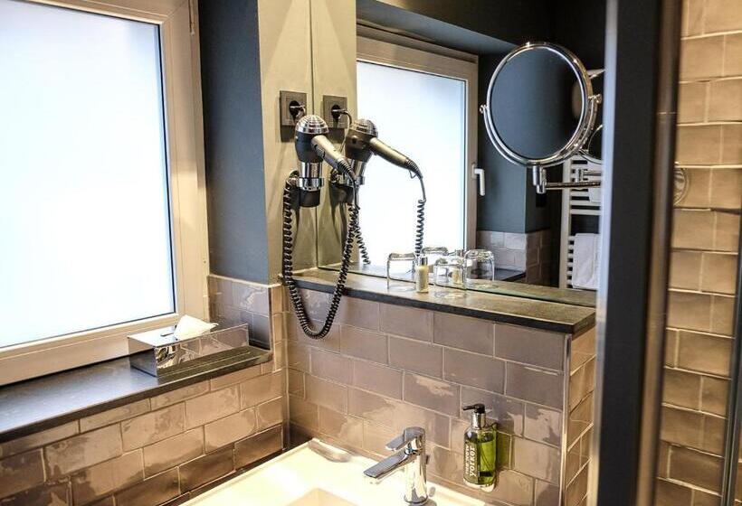 기본룸, The Midtown