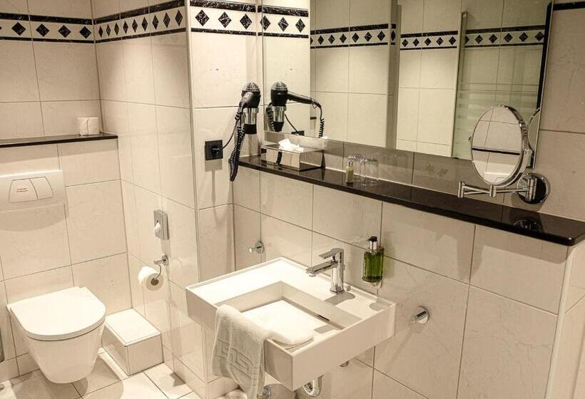 디럭스 룸, The Midtown