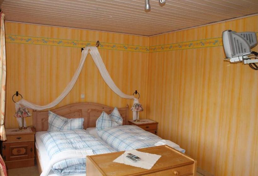 شقة عائلية, Zur Erholung