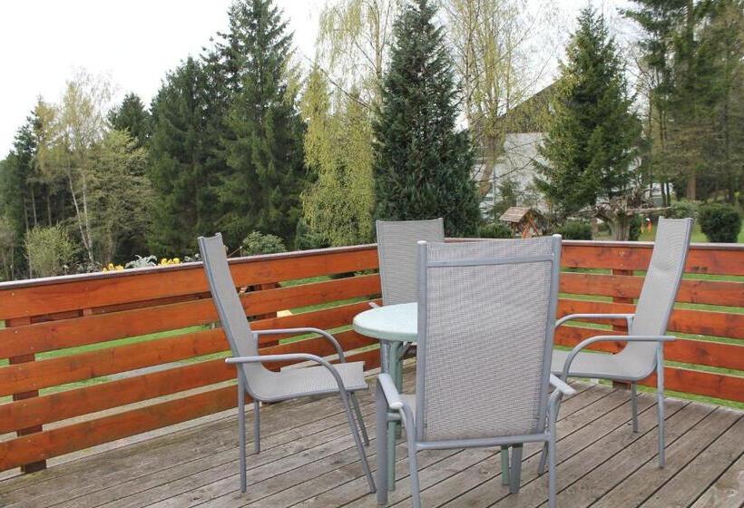 شقة عائلية, Zur Erholung