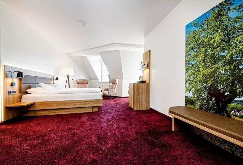 コンフォートルーム, Landhotel Buller
