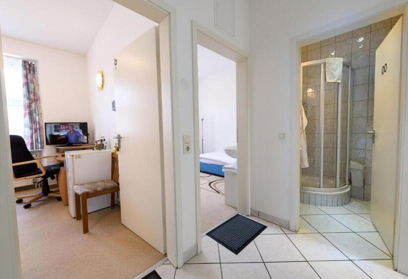 패밀리 스위트, Böving