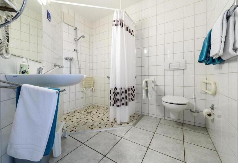 디럭스 룸, Böving