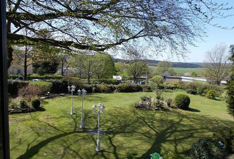 디럭스 룸, Böving