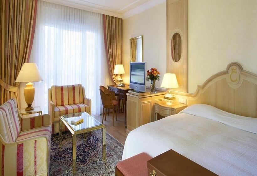 جناح جونيور سوبريور, Colombi