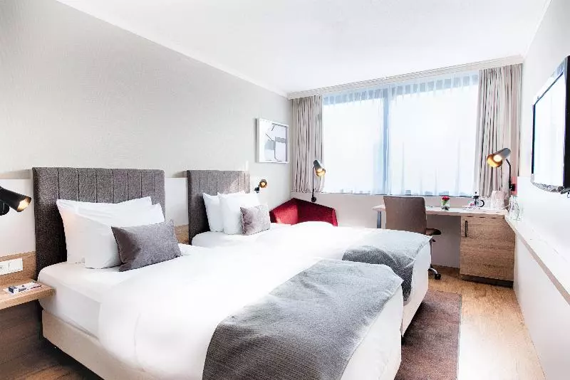 اتاق استاندارد, Crowne Plaza Frankfurt Congress Hotel, An Ihg