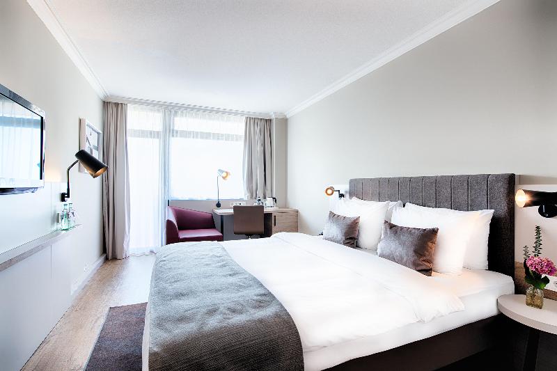 اتاق لوکس, Crowne Plaza Frankfurt Congress Hotel, An Ihg