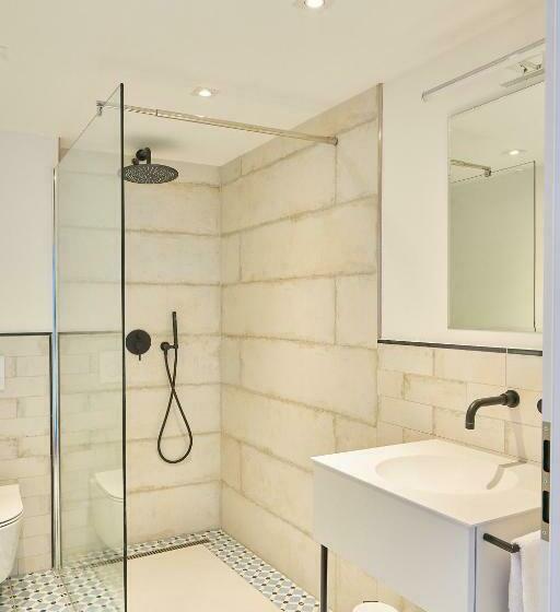 带两个卧室的顶楼公寓, Die Grüne Bettlad Boutique