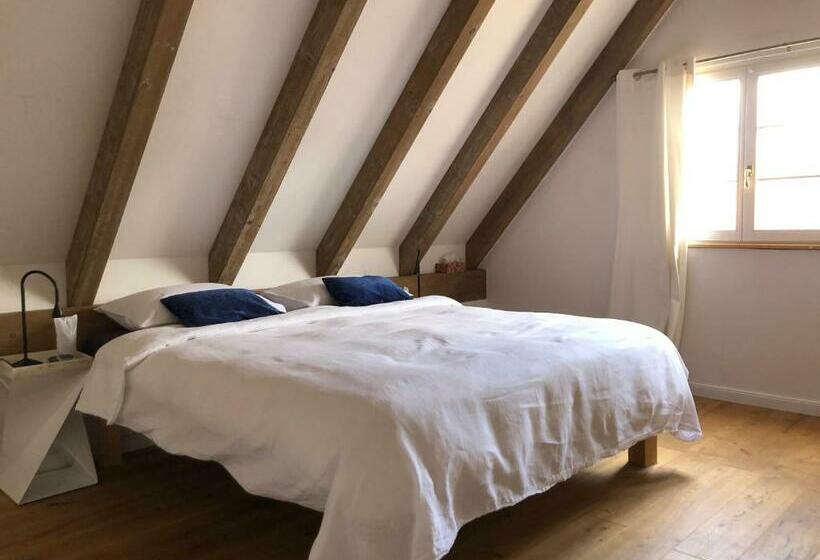 带两个卧室的顶楼公寓, Die Grüne Bettlad Boutique