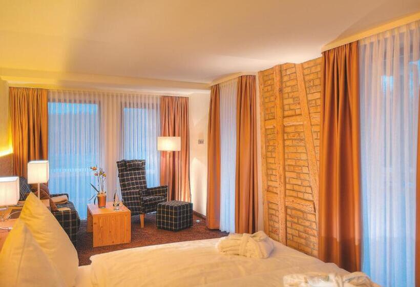 Номер Стандарт Вид на Сад, Gruner Wald