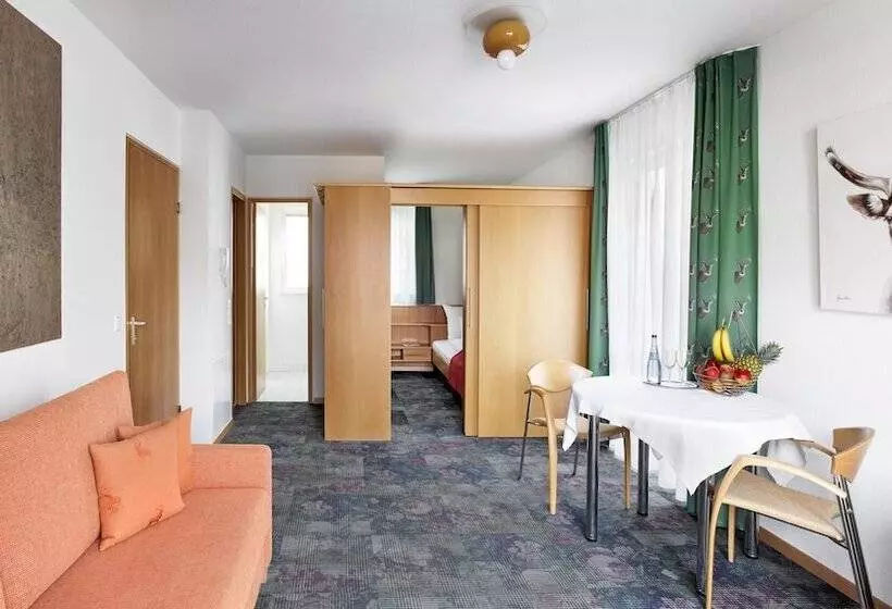 Quarto Superior, Hirsch