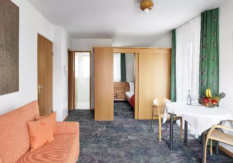 Quarto Superior, Hirsch