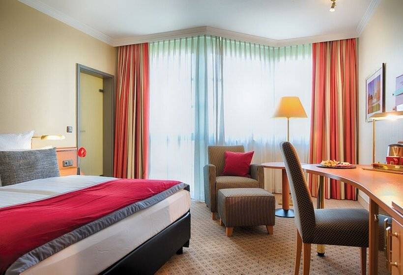 Номер Комфорт, Leonardo Hotel Mannheim City Center
