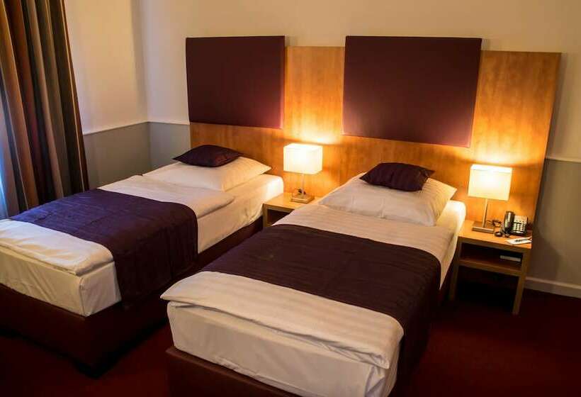 اتاق استاندارد, Niederrad