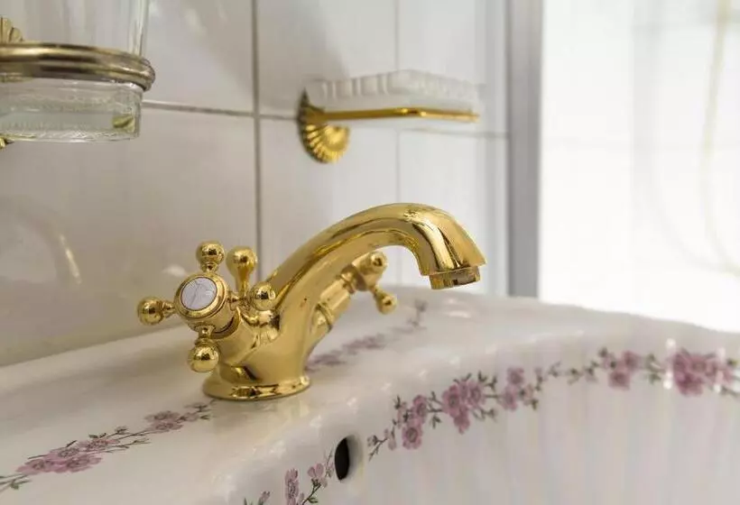 Standard Yhden Hengen Huone, Ochsen Post