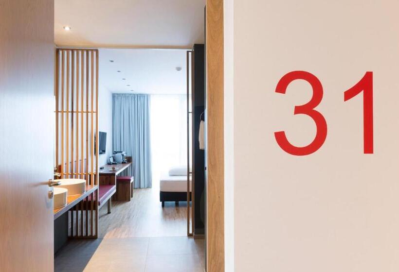 غرفة سوبيريور, Ochsen Post