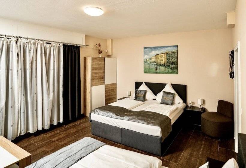 اتاق استاندارد چهار تخته, Parkhotel Lindenhof Kostenlose Parkplätze