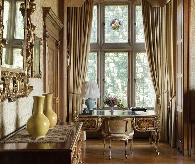 Königs Suite, Schlosshotel Kronberg   Hotel Frankfurt