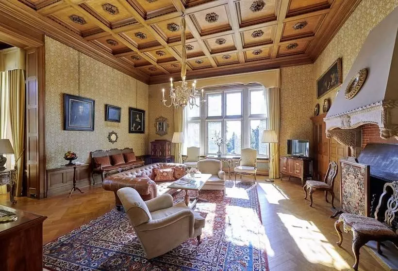 Königs Suite, Schlosshotel Kronberg   Hotel Frankfurt