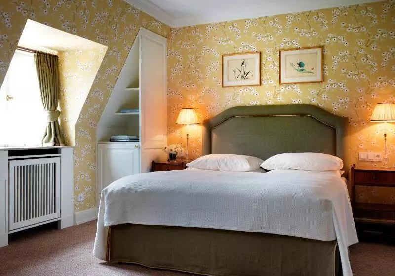 Superior Einzelzimmer, Schlosshotel Kronberg Hotel Frankfurt