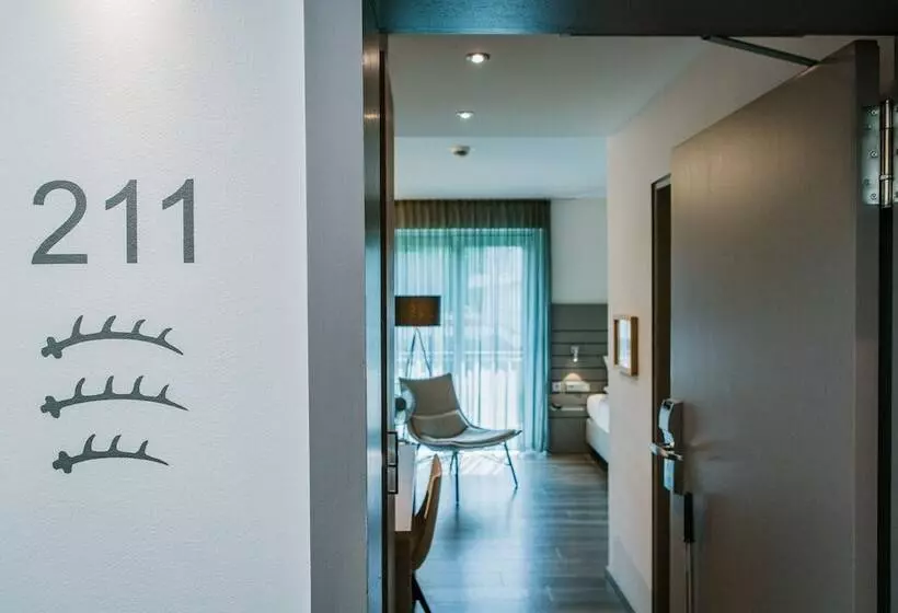 スタンダードシングルルーム, Schlosshotel Monrepos