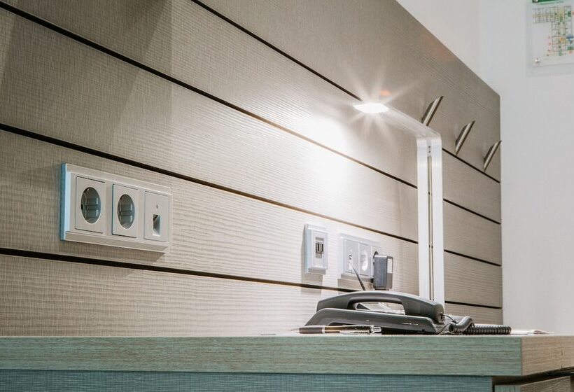 컴포트 룸, Schlosshotel Monrepos