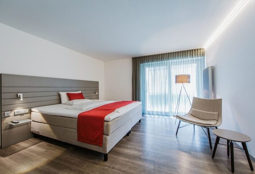 컴포트 룸, Schlosshotel Monrepos