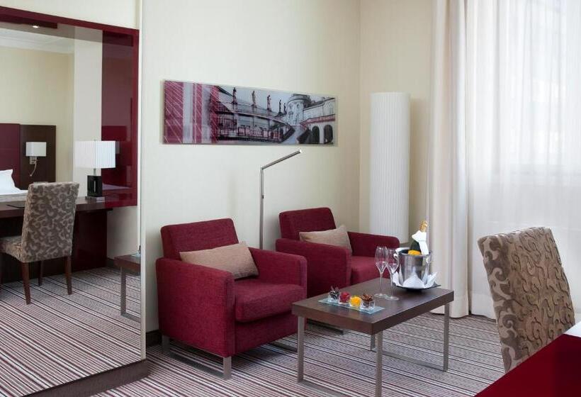 Executive Junior Süiti, Steigenberger Graf Zeppelin