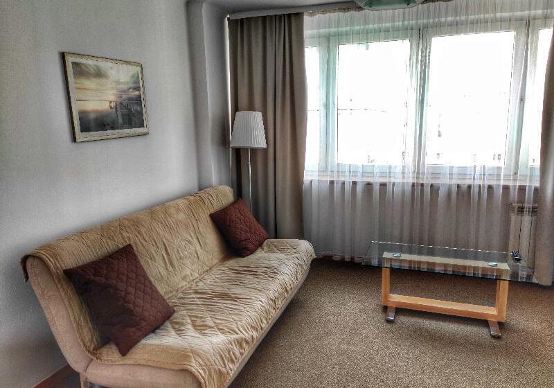 이그제큐티브 주니어 스위트, Steigenberger Graf Zeppelin