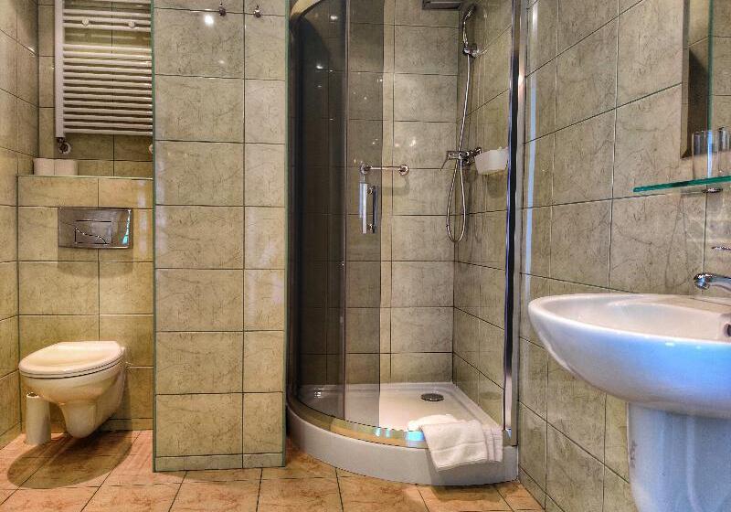 이그제큐티브 주니어 스위트, Steigenberger Graf Zeppelin