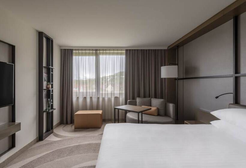 Номер Executive, Stuttgart Marriott Hotel Sindelfingen