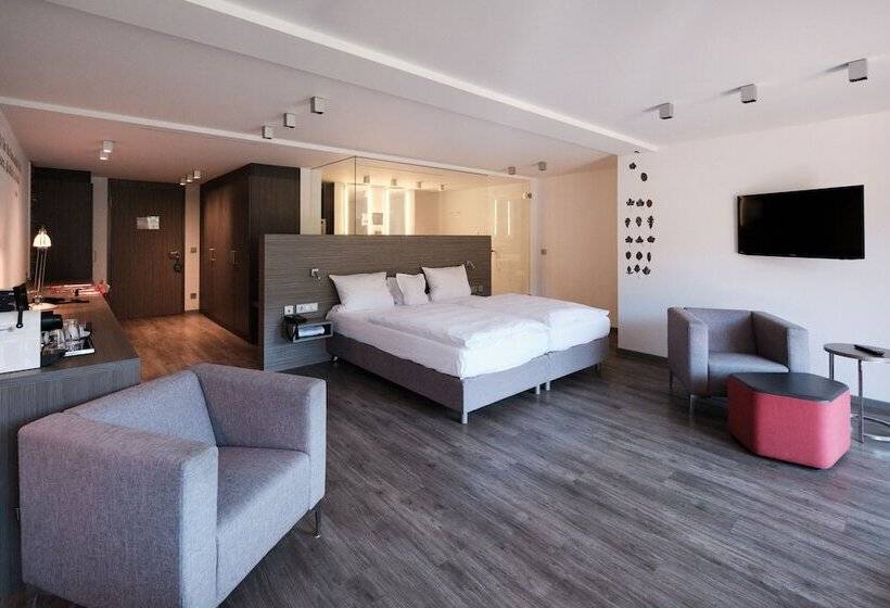 패밀리 아파트, Traube Tonbach