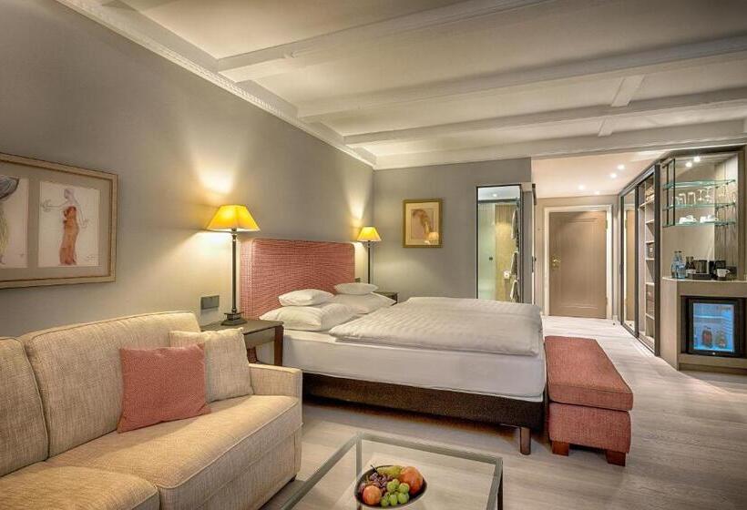 Superior room with lake view, Treschers Schwarzwald