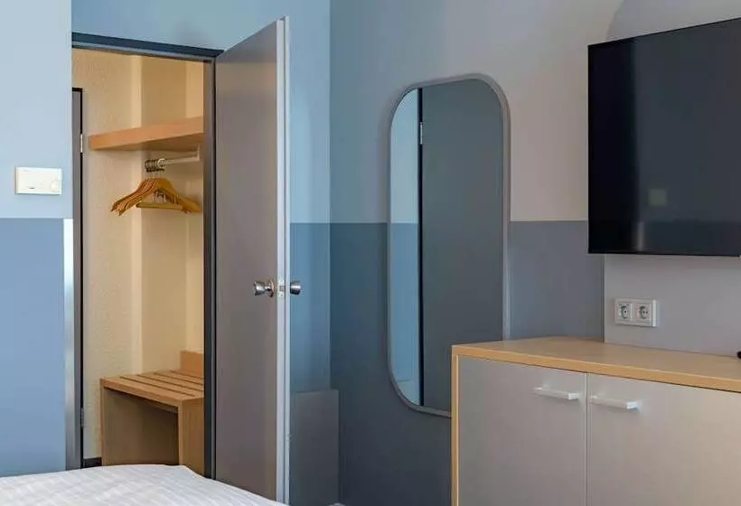 Perhehuone, Vienna House Easy by Wyndham Frankfurt Airport