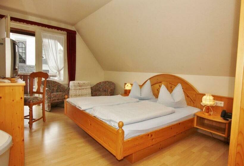 غرفة قياسية مزوَّدة بشُرفة, Schwarzwaldgasthof Hotel Schwanen