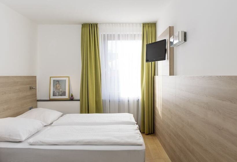 Quarto Estandar Individual, Amba